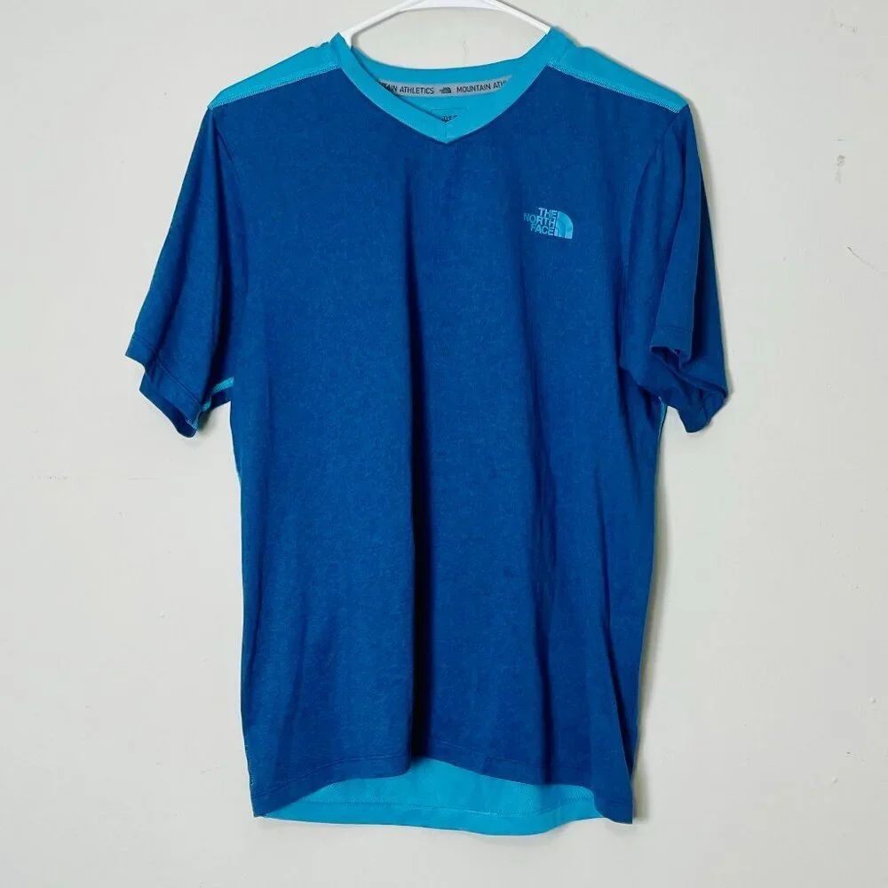 The North Face  Logo T-Shirt Mens Tee BLUE SIZE SMALL‎ FLASHDRY SHORT SLEEVE